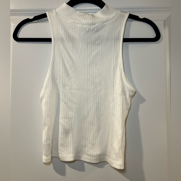 Topshop Turtleneck Ribbed Tank - Picture 2 of 3